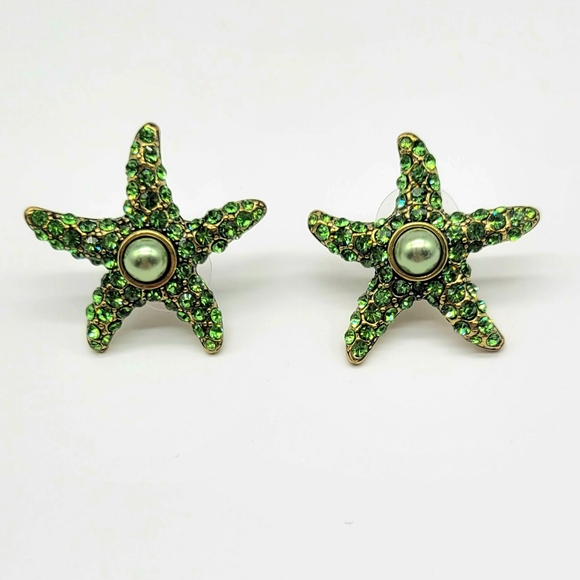 Heidi Daus Peridot Green Swarovski Crystal Starfish Earrings and Necklace Set - Picture 9 of 12